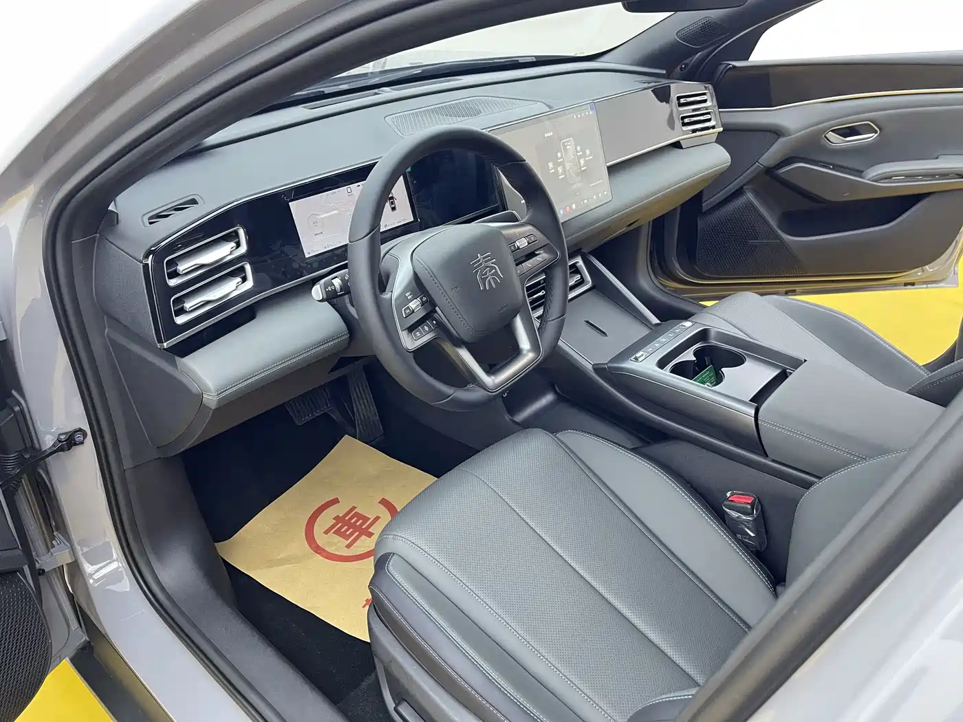 BYD Qin L 2026 2026 Model DM-i Smart Drive Edition 128KM Pioneer