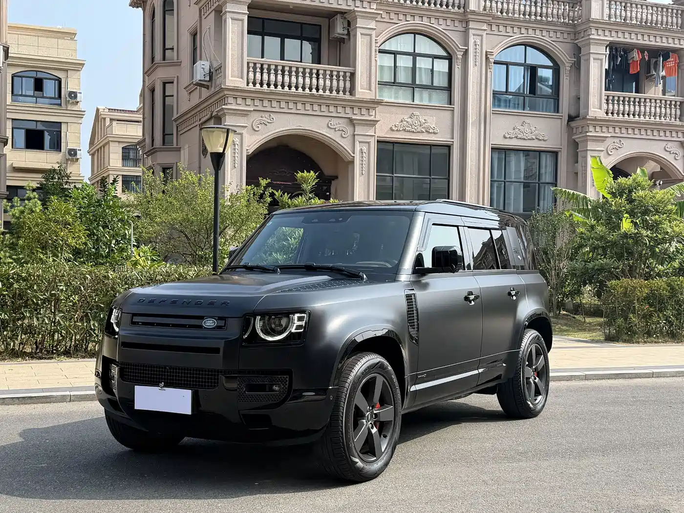 Land Rover Defender 2024 — пригон из Китая