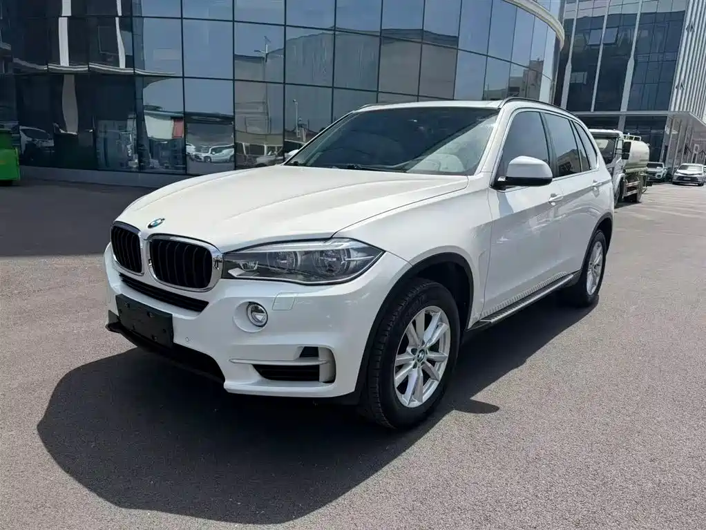 BMW X5 (Import) 2015 xDrive28i фото 2