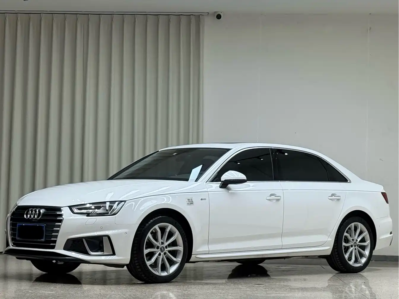 Audi A4L 2019 40 TFSI Fashion (China VI)