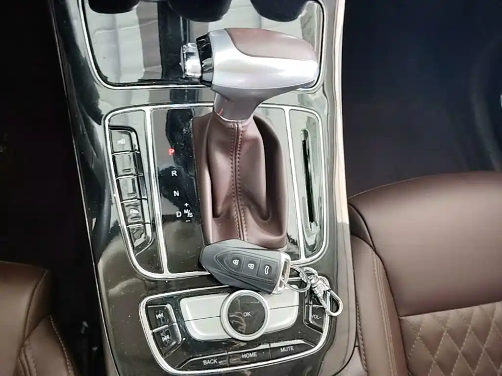 Leopaard Mattu 2018 2018 1.6T GDI DCT Elite