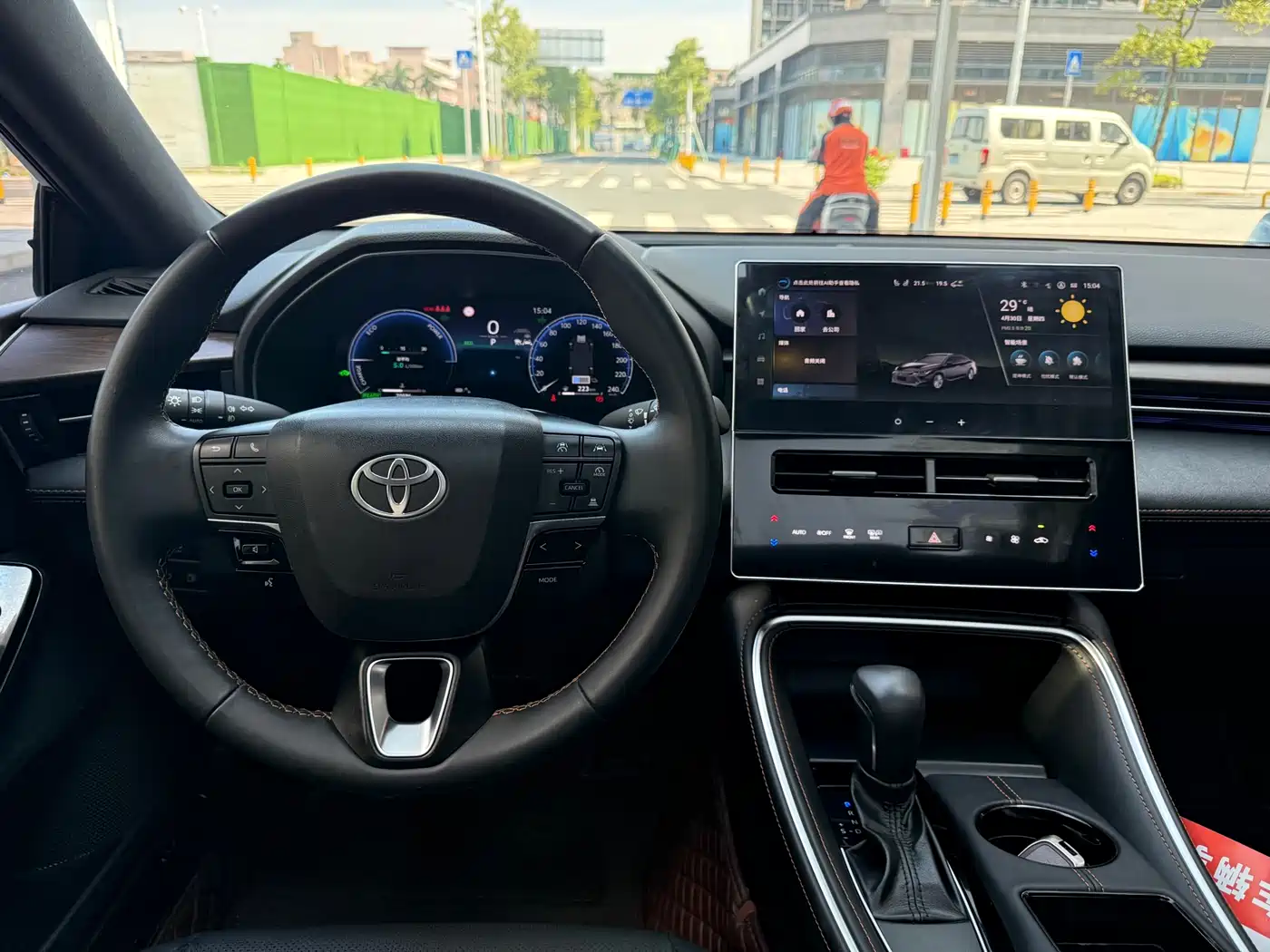 Toyota Avalon 2024 Model Hybrid 2.0L Prestige Edition фото 18
