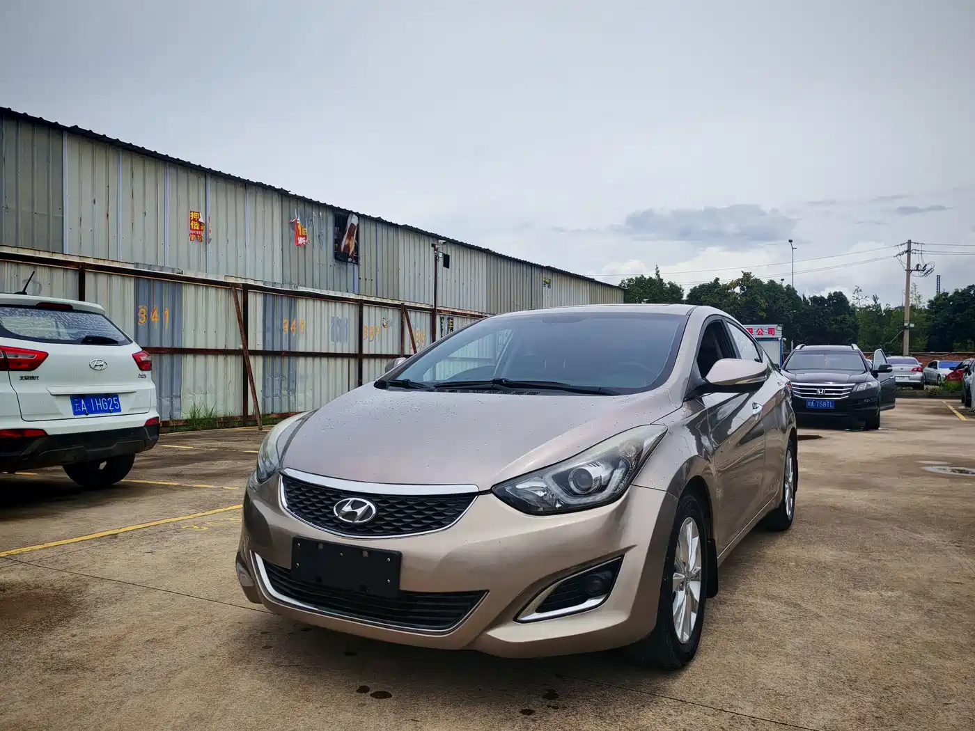 Hyundai Langdong 2017 2016 1.6L Automatic Premium Edition