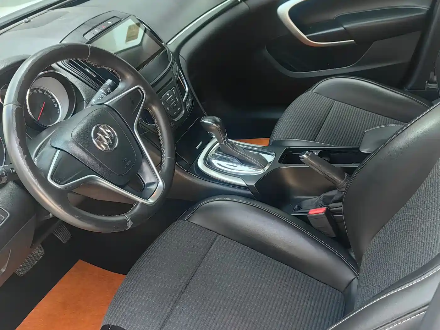 Buick Regal 2015 1.6T Leading Tech Edition фото 9