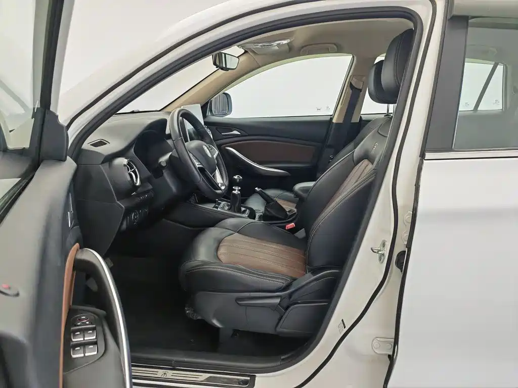 BYD Song 2019 2019 1.5TI Manual Smart Connection Sport