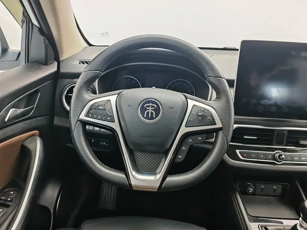 BYD Song 2019 2019 1.5TI Manual Smart Connection Sport