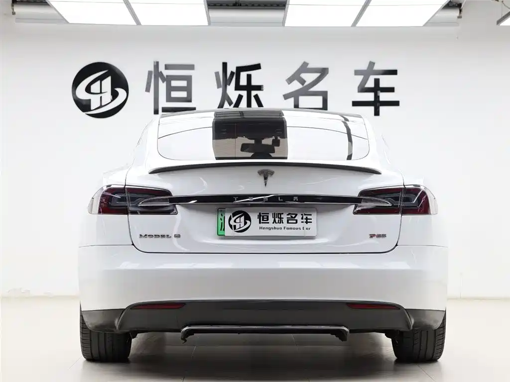 Photo 20 - Tesla Model S