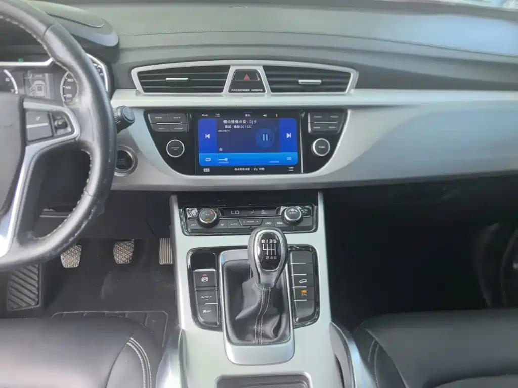 Geely Boyue 2016 2016 2.0L Manual Smart·Style Edition