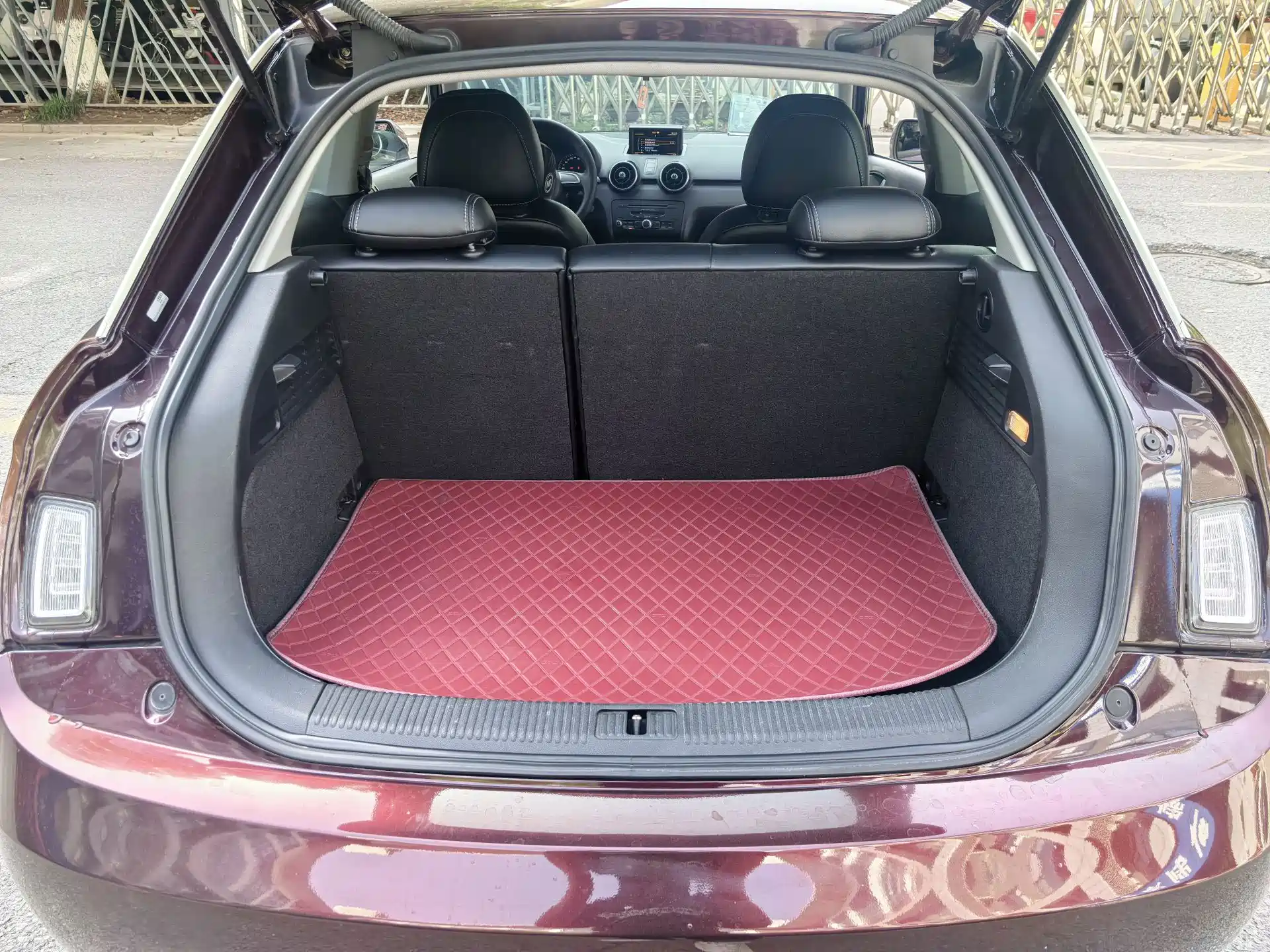 Фото 18 - Audi A1