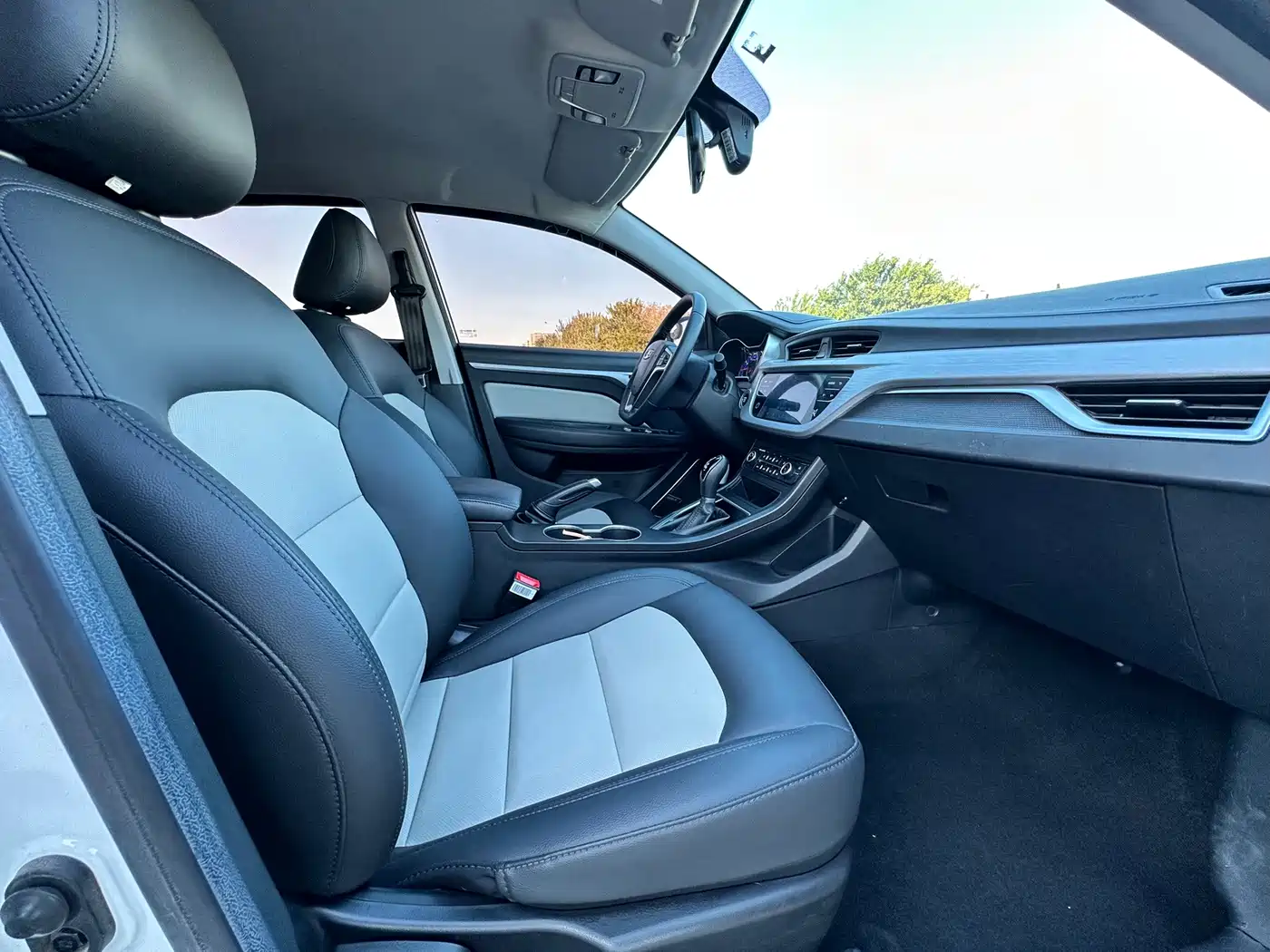 Geely Vision 2020 2019 Upgrade 1.5L CVT Luxury China VI