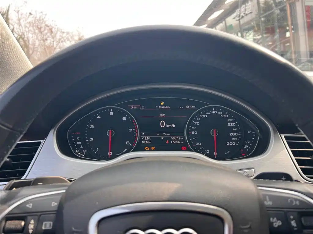 Audi A8 2017 A8L 45 TFSI quattro Comfort фото 6