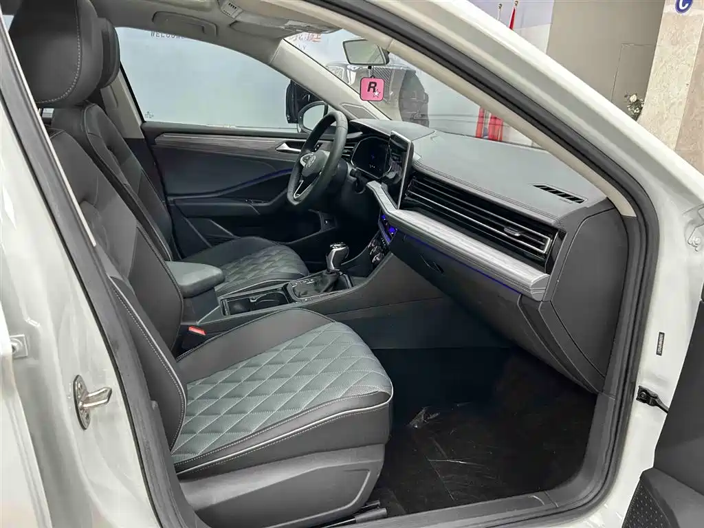 Volkswagen Sagitar 2023 280TSI DSG Beyond Lite фото 13