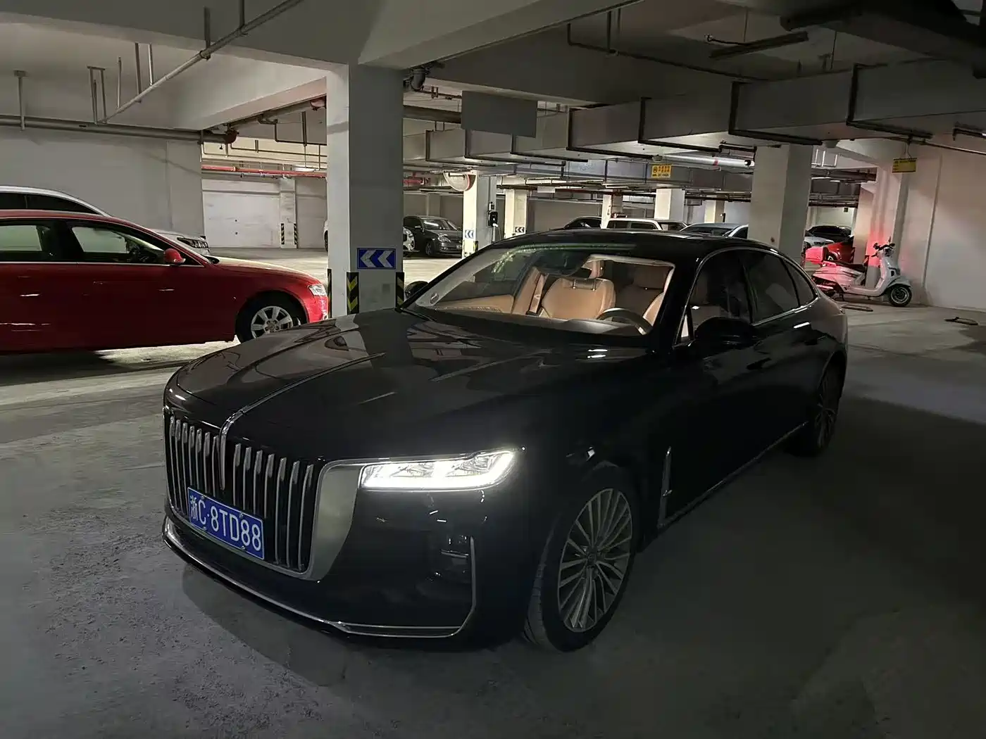 Hongqi H9 2020 2020 2.0T Smart Connection Qi Xiang Edition