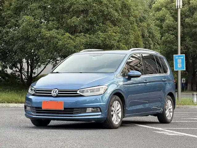 Volkswagen Touran 2016 Touran L 280TSI DSG Elegance — фото 1