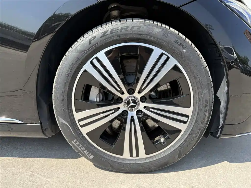 Mercedes-Benz EQE 2022 350 Luxury Edition фото 23