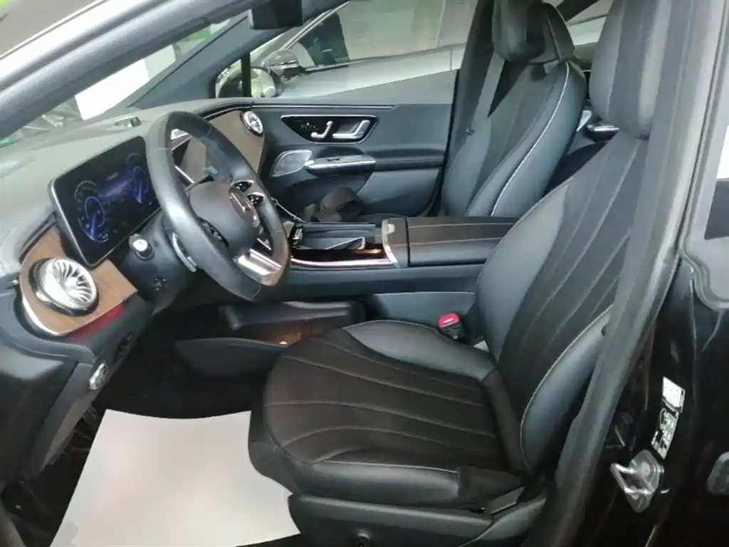 Mercedes-Benz EQE 2022 350 Luxury Edition фото 15