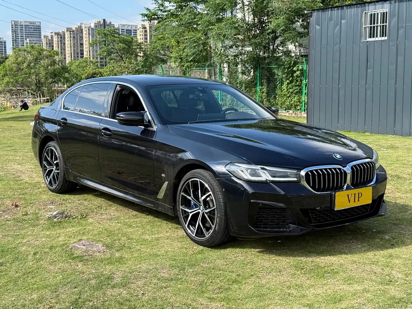 BMW 5 Series 2021 530Li Leading M Sport Package фото 3