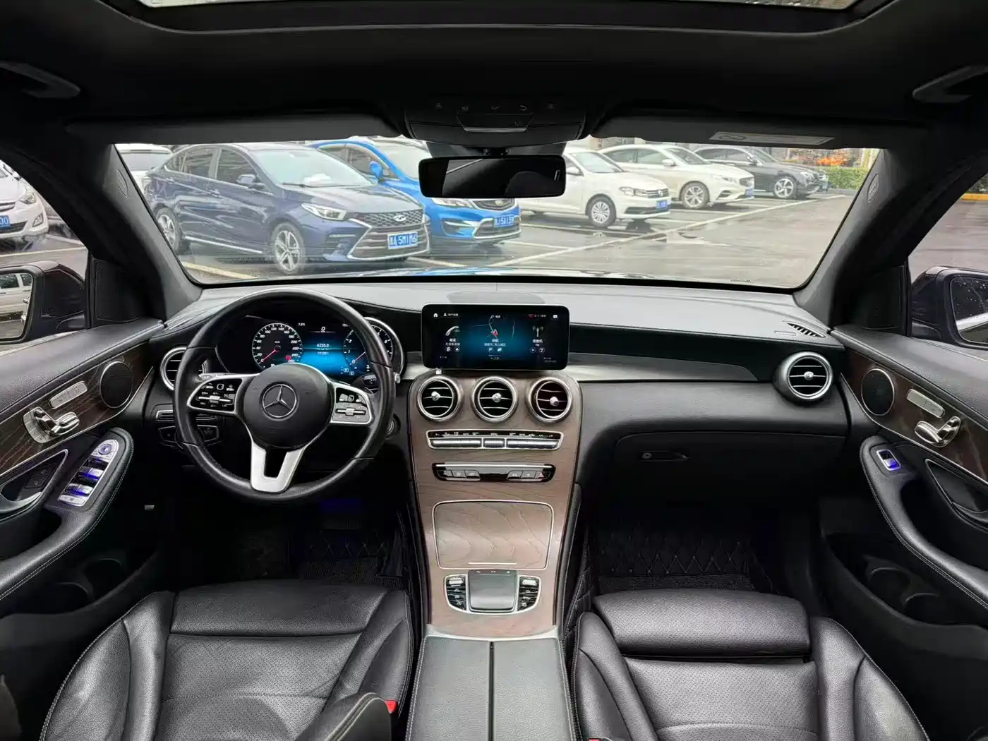 Mercedes-Benz GLC 2020 GLC 300 L 4MATIC Dynamic фото 5