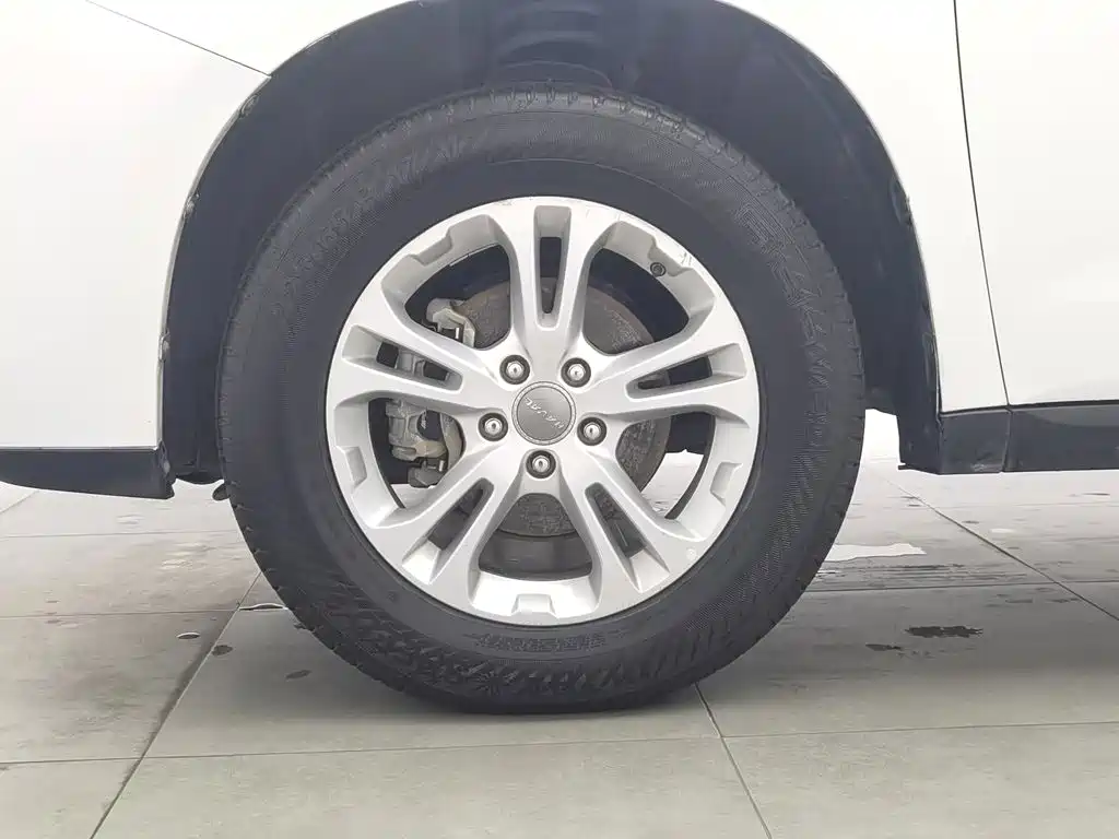 Фото 17 - Haval M6