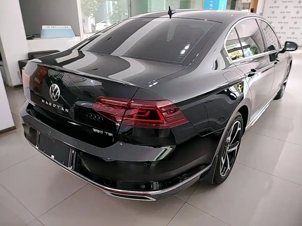 Volkswagen Magotan 2026 2026 Model 30 Million Special Selection 380TSI DSG Luxury