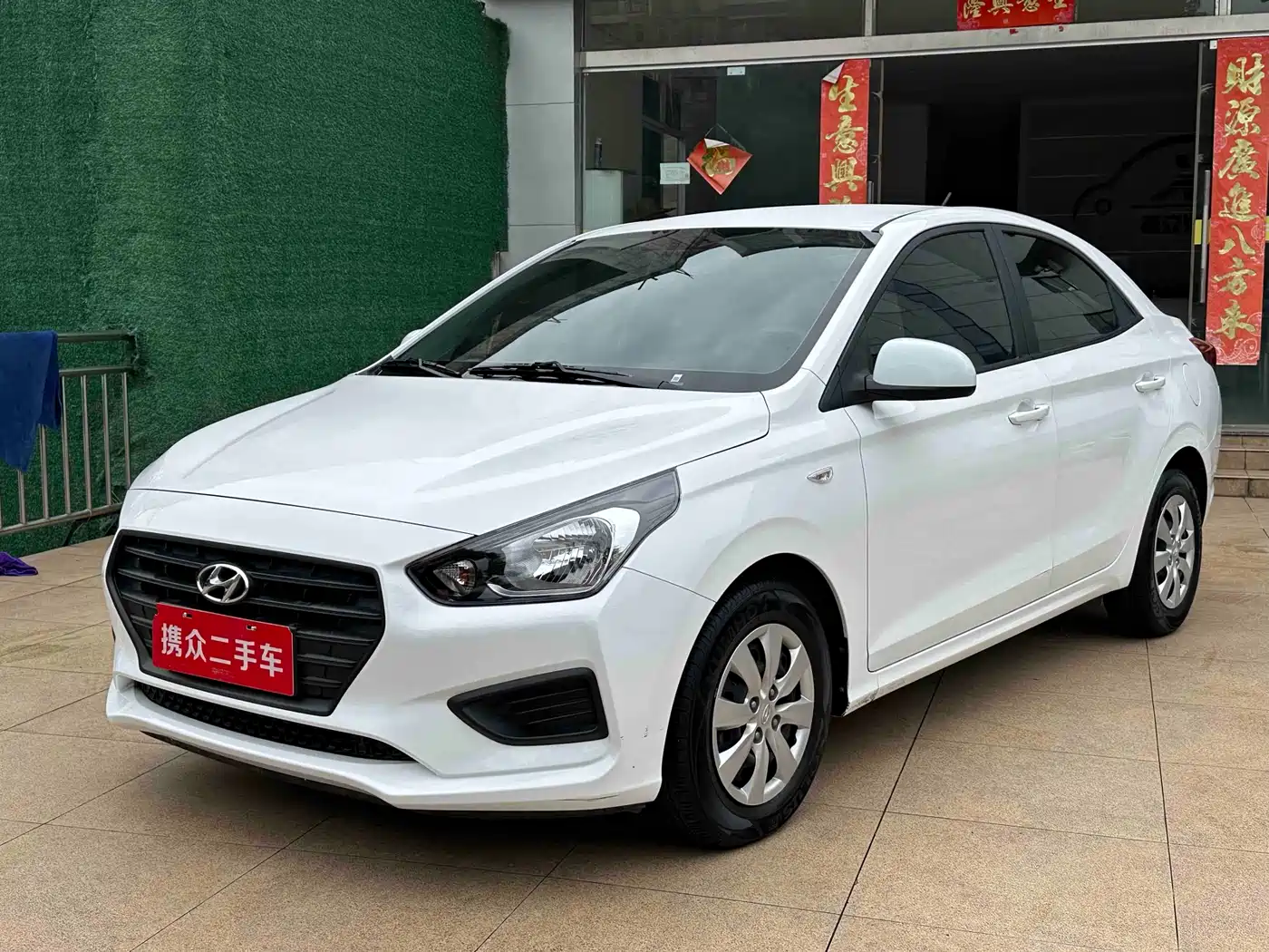 Hyundai Verna 2020 1.4L Manual GL Renewal Edition фото 4