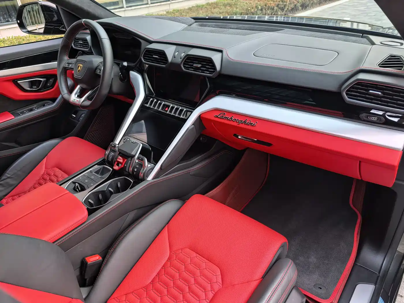 Lamborghini Urus 2021 4.0T V8 фото 47