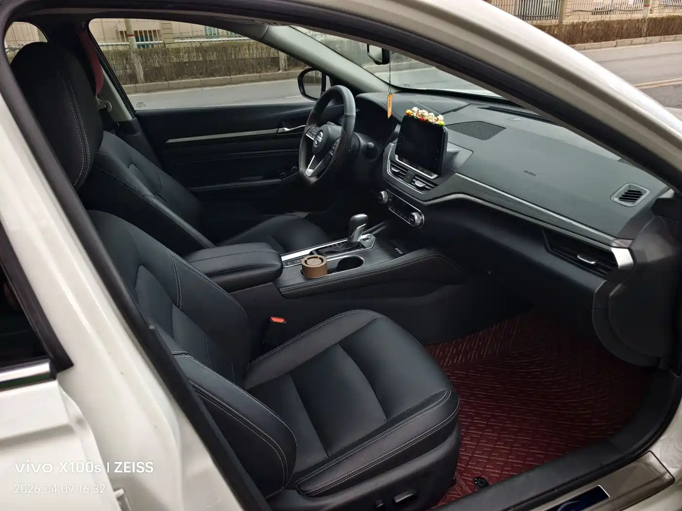 Фото 8 - Nissan Teana