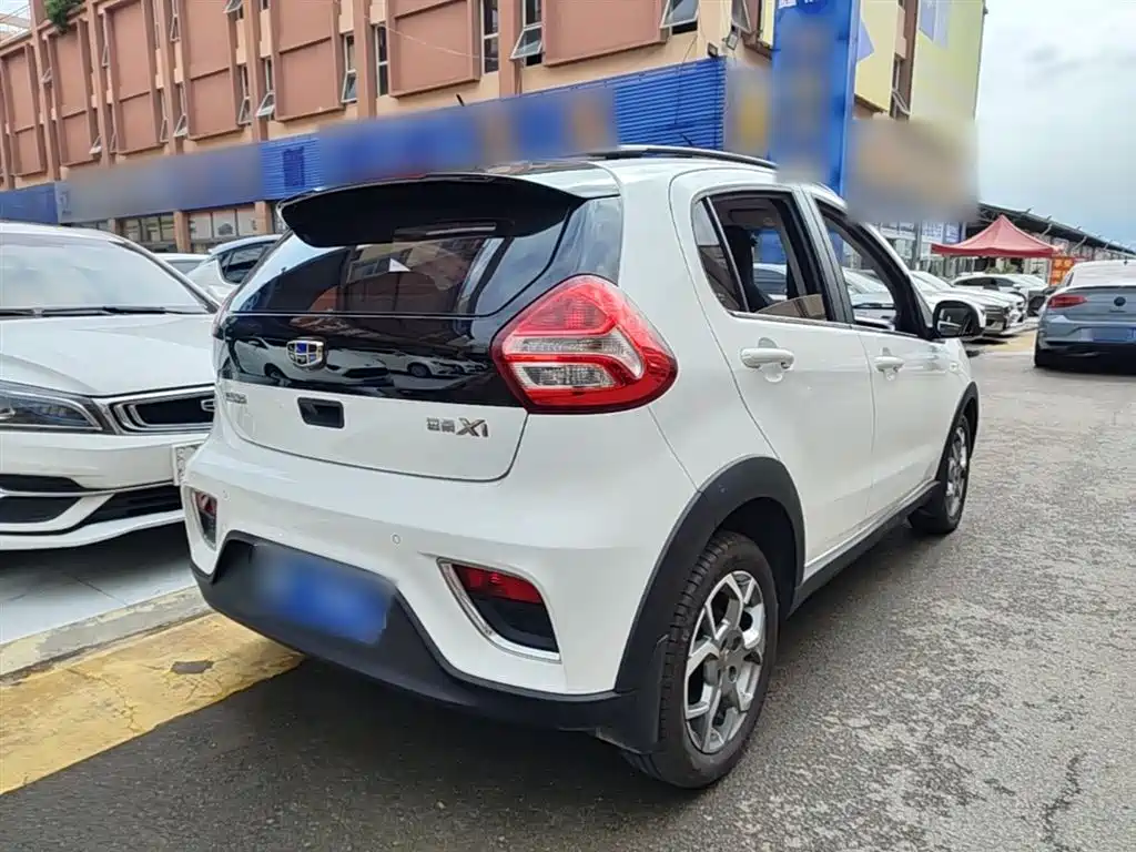Geely Yuanjing X1 2018 2017 1.3L Auto Fun Edition