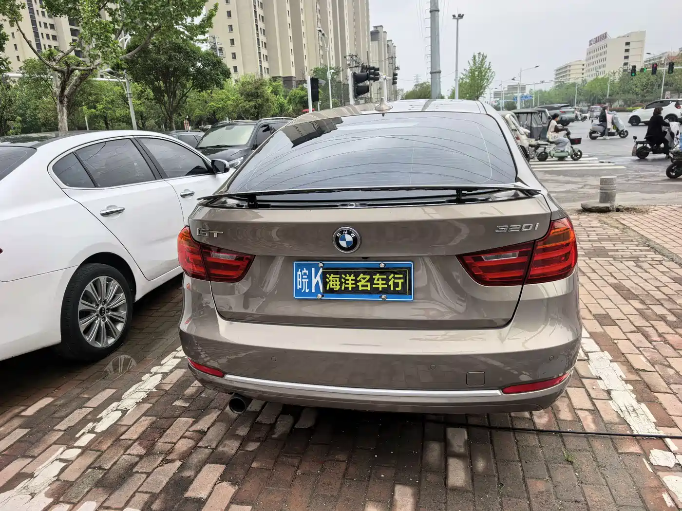 BMW 3 Series GT 2013 320i Style Design Package фото 8