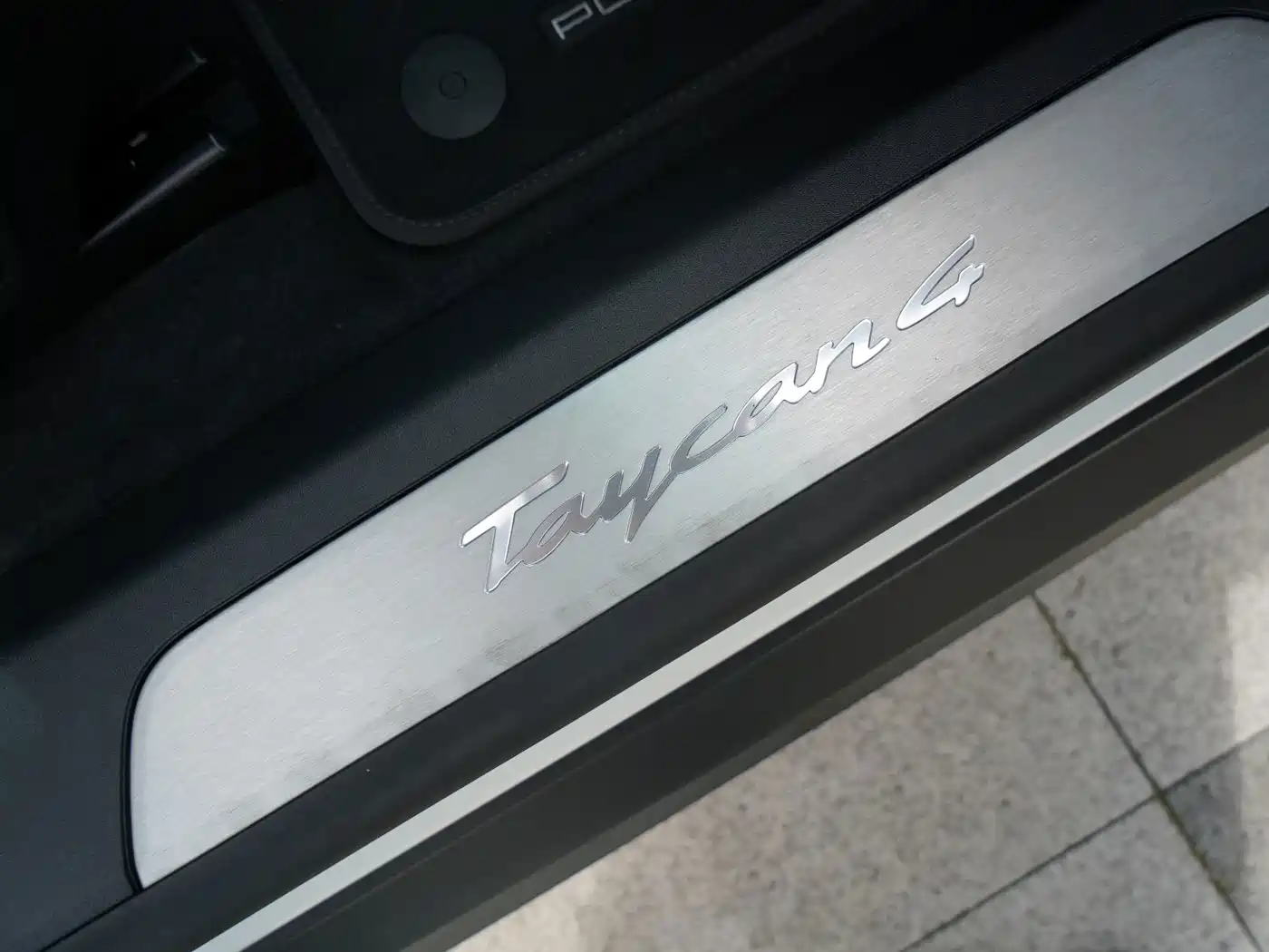 Porsche Taycan 2025 2024 Taycan 4