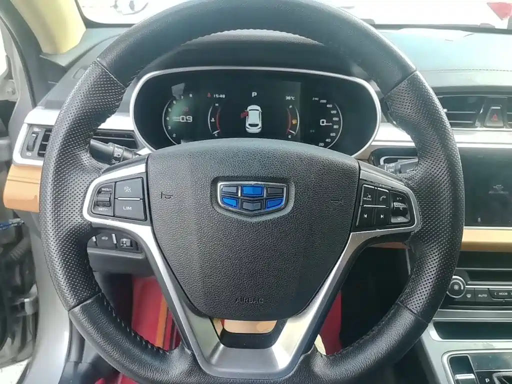 Фото 11 - Geely Vision S1