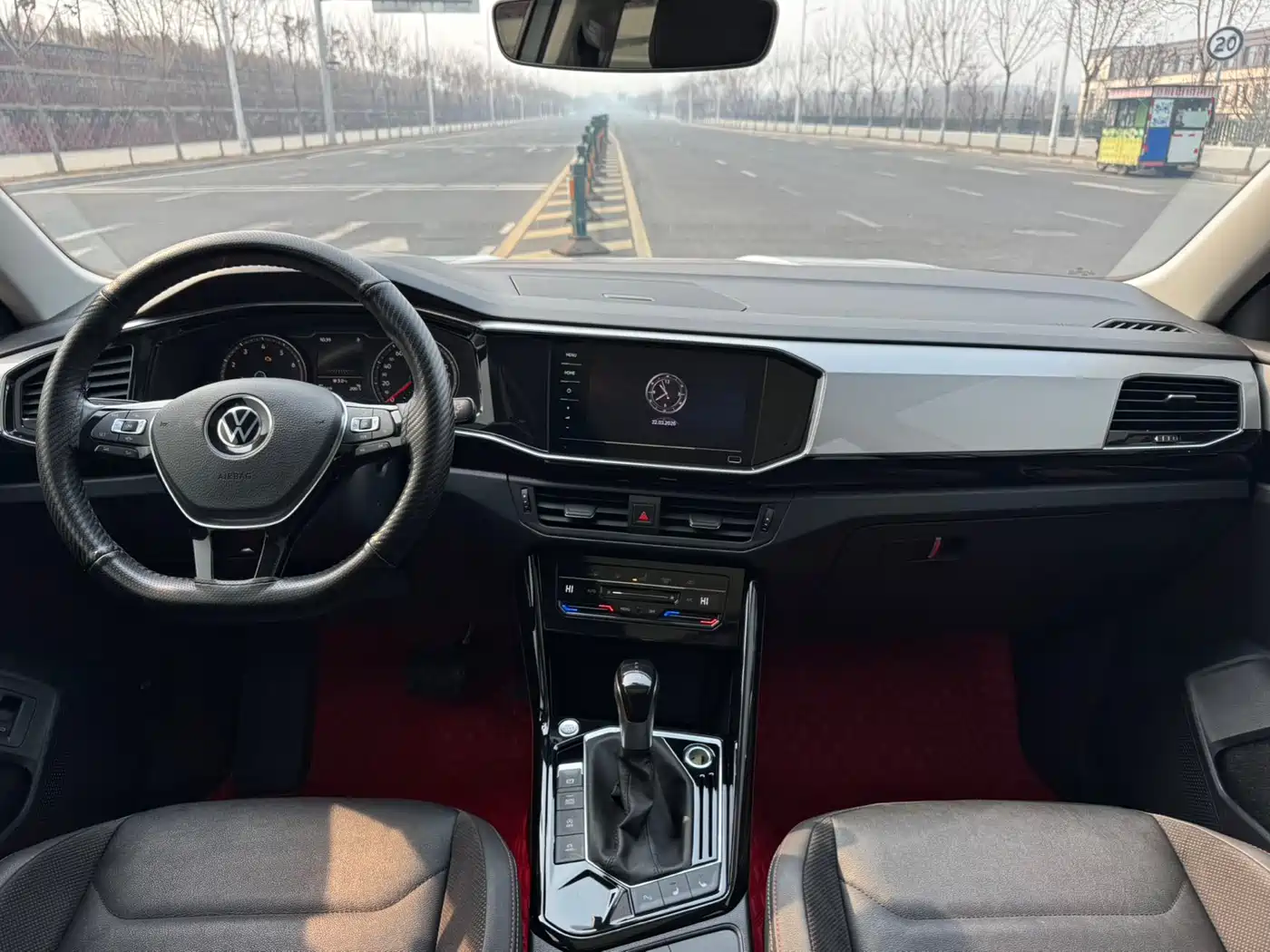 Volkswagen Tayron 2022 280TSI 2WD Luxury Smart Connect Edition фото 13