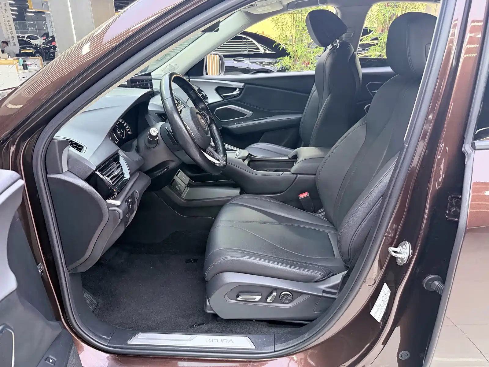 Фото 20 - Acura RDX