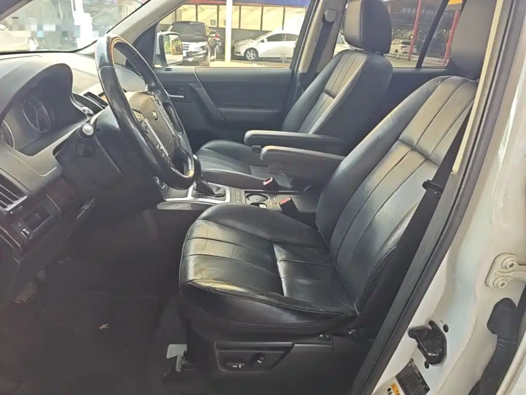 Land Rover Freelander 2 2014 2014 2.0T Si4 SE Gasoline Edition