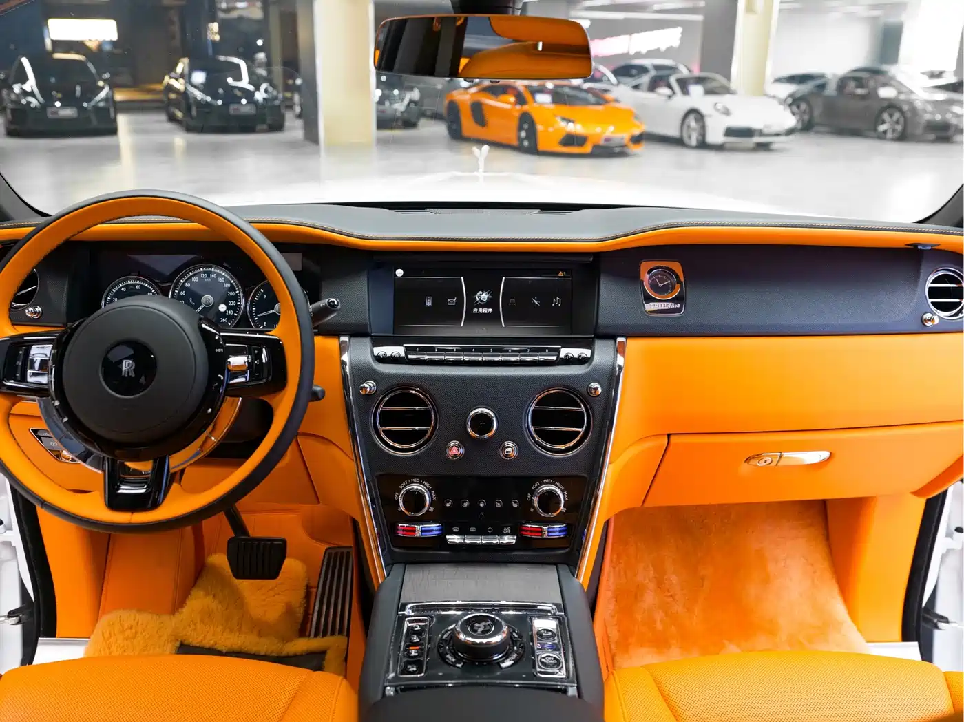 Rolls-Royce Cullinan 2025 2024 4-Seater