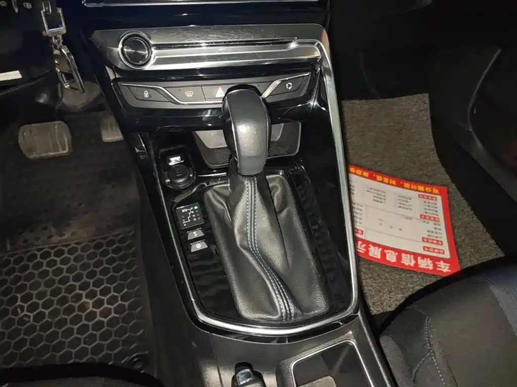 Peugeot 308 2019 230THP Automatic Luxury Edition China V фото 14