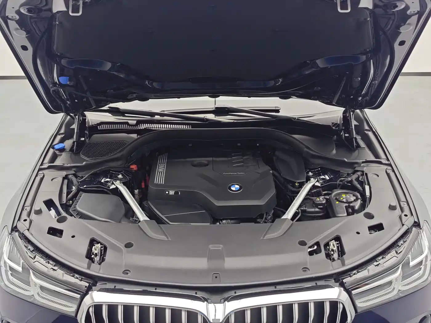 BMW 6 Series GT 2024 2022 Model 630i M Sport Package