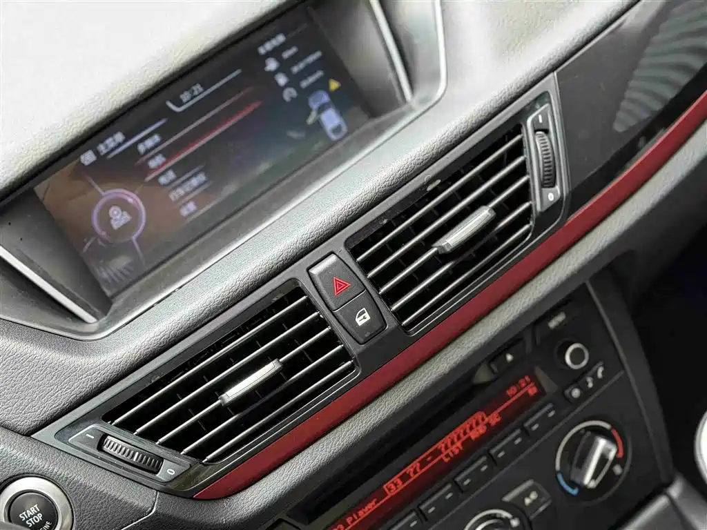 BMW X1 2015 Model sDrive18i Fashion Advanced Edition фото 5