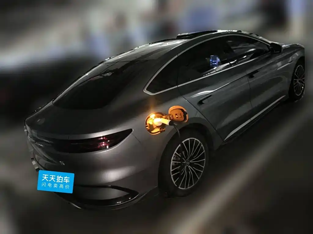 Photo 2 - BYD Han
