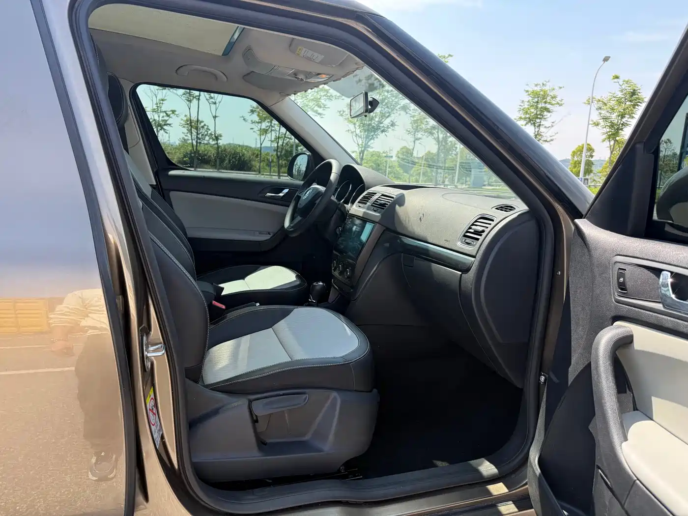 Škoda Yeti 2016 1.4TSI DSG Forward Edition фото 13