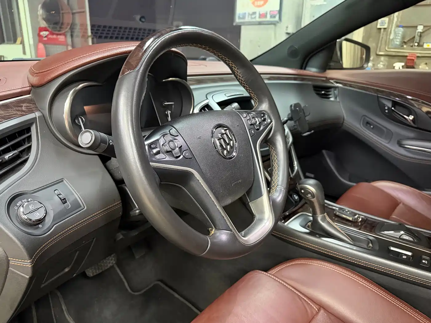 Buick LaCrosse 2013 2013 2.4L SIDI Luxury Comfort