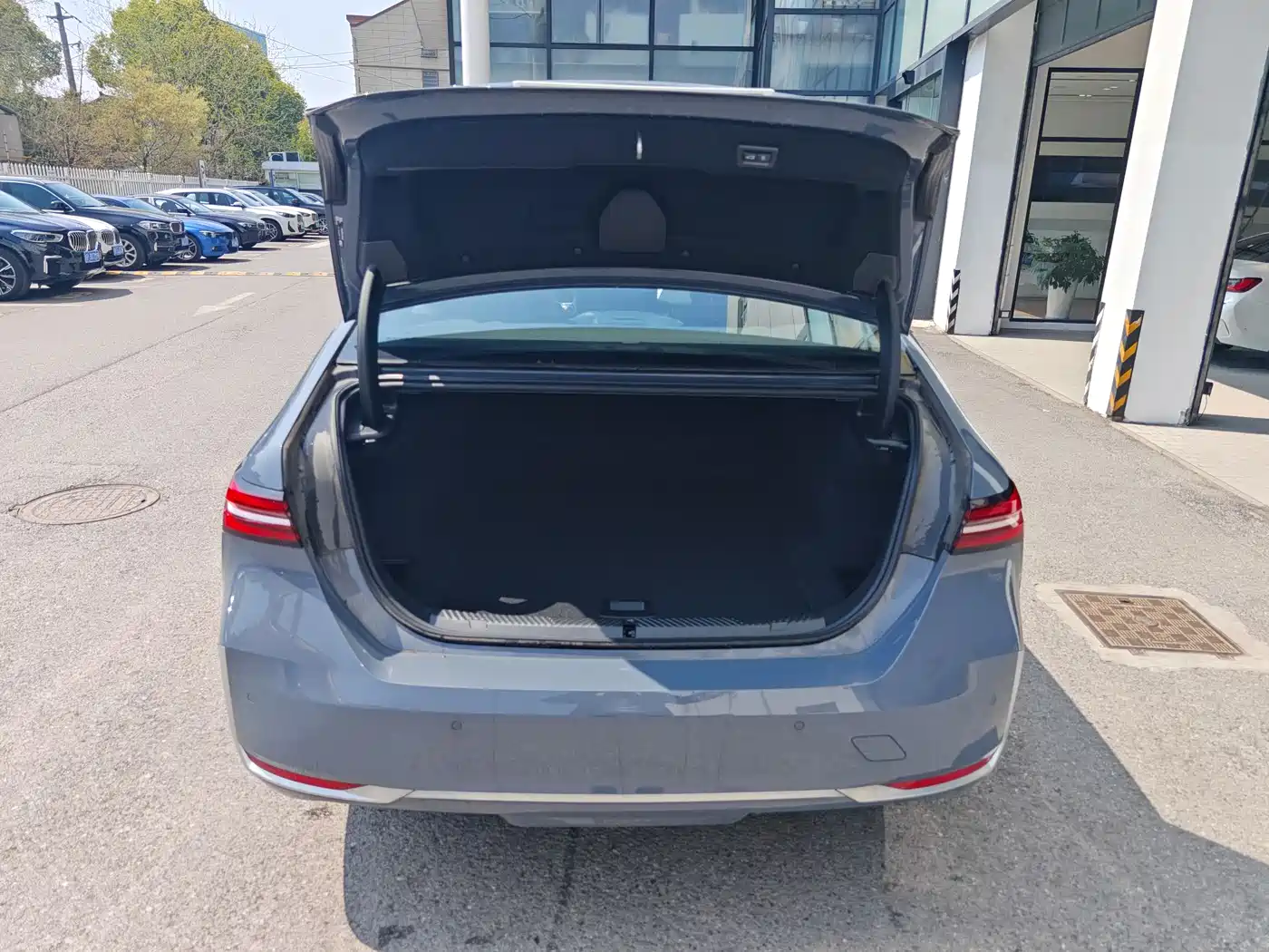BMW i5 2024 eDrive 35L Premium Luxury Package фото 8