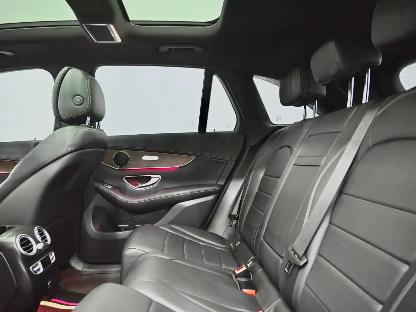 Mercedes-Benz GLC 2022 Facelift II GLC 260 L 4MATIC Luxury фото 8