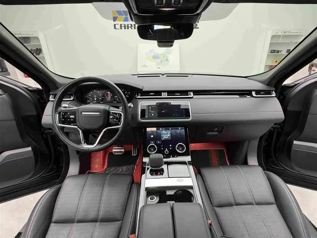 Фото 11 - Land Rover Range Rover Velar
