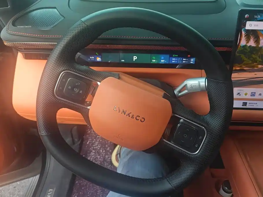 Lynk & Co 900 2025 2025 1.5T Ultra