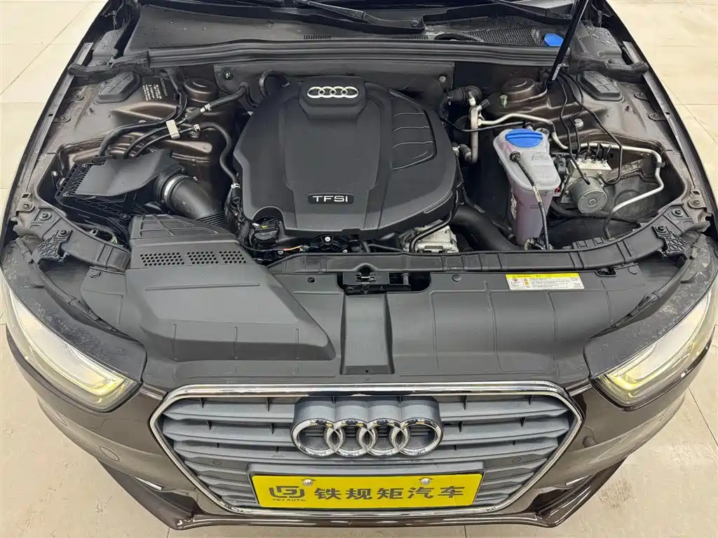 Audi A4L 2015 35 TFSI Auto Comfort фото 15