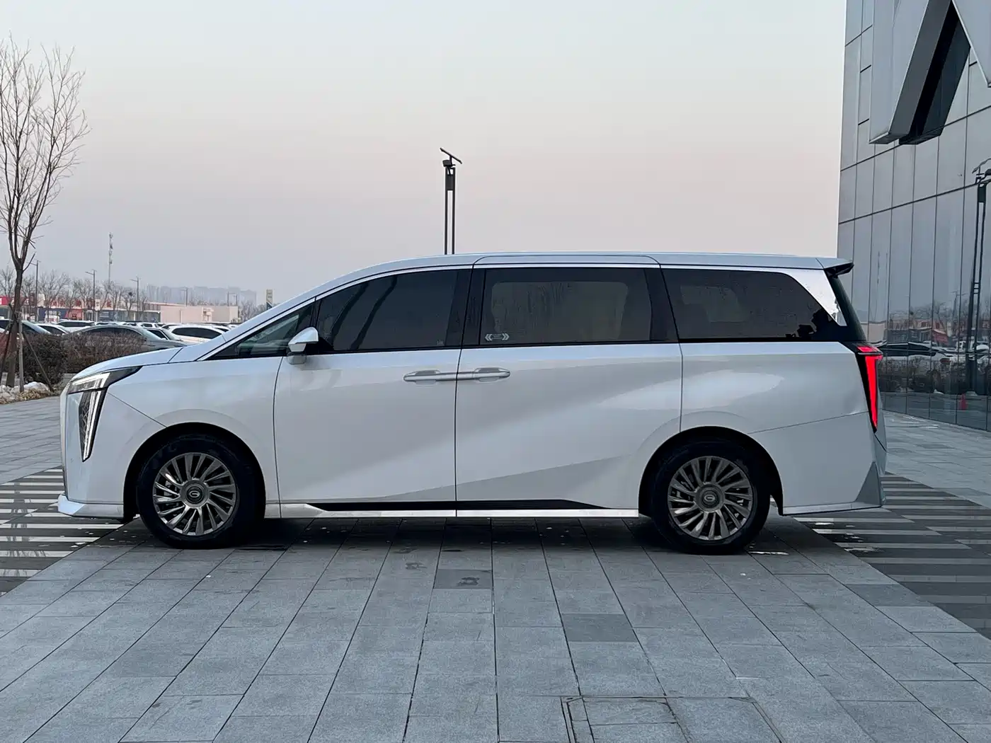 GAC Trumpchi Trumpchi M8 2023 Model Master Series Hybrid Ultimate Edition фото 4