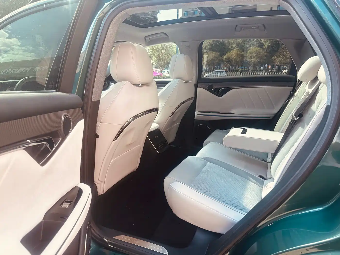 Voyah Auto VOYAH FREE 2025 2025 318 318km RWD Touring Edition