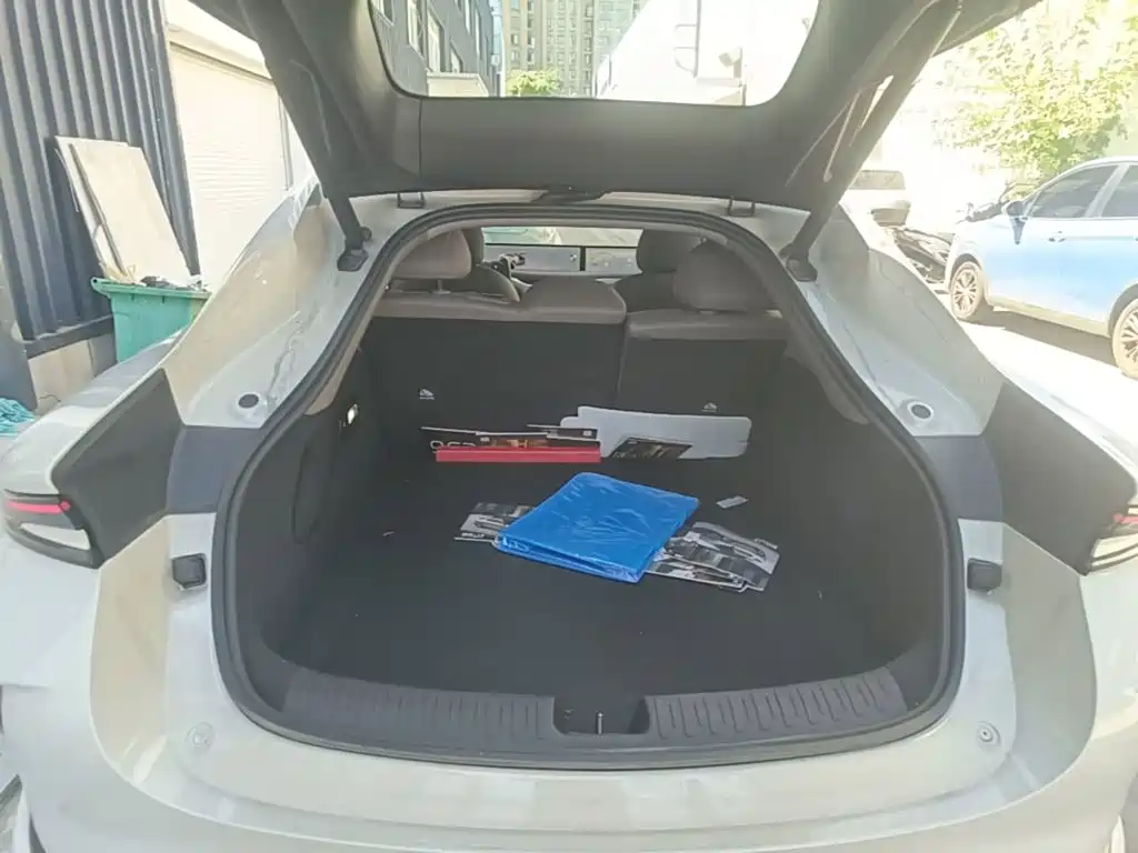 IM Motors IM L6 2025 2025 Ultra