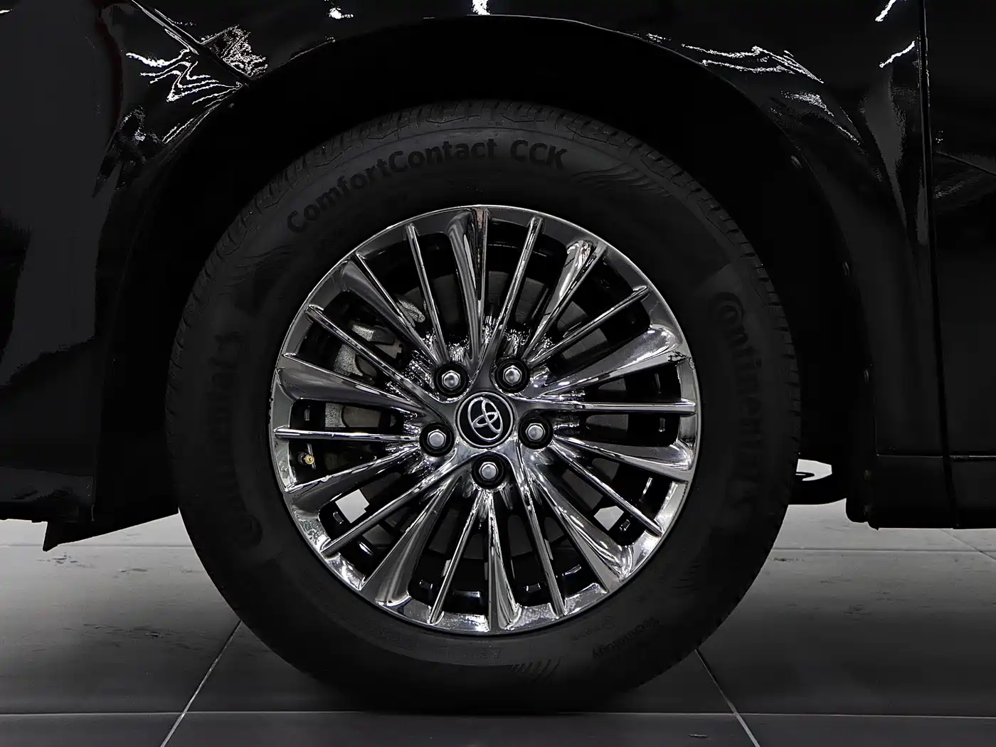 Toyota Vellfire 2021 Crown Hybrid 2.5L HV Supreme Edition фото 8